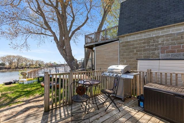 126 Ocean View Ave, Swansea, MA 02777