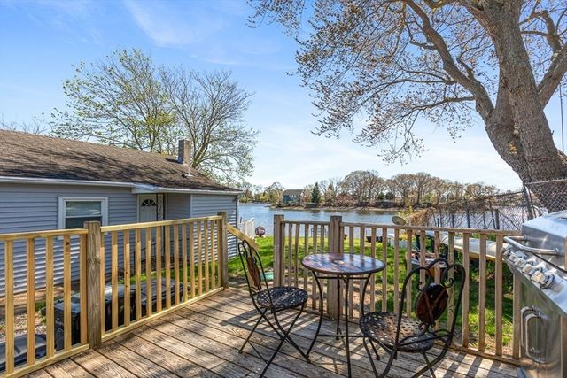 126 Ocean View Ave, Swansea, MA 02777