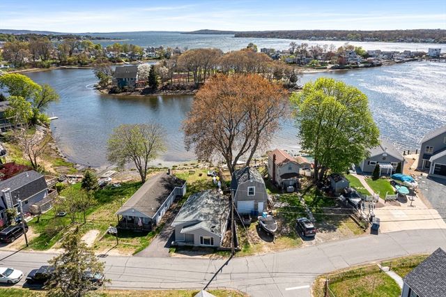 126 Ocean View Ave, Swansea, MA 02777