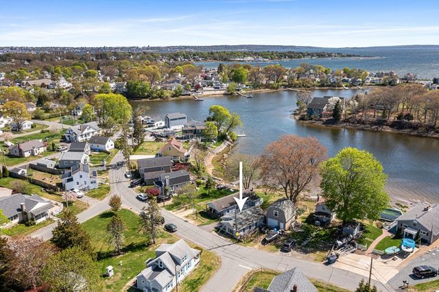 126 Ocean View Ave, Swansea, MA 02777