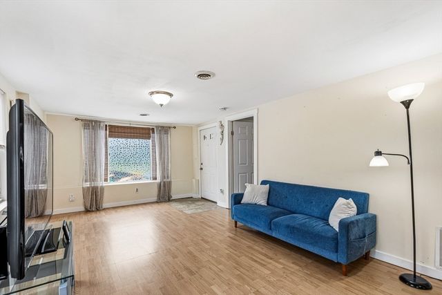 126 Ocean View Ave, Swansea, MA 02777