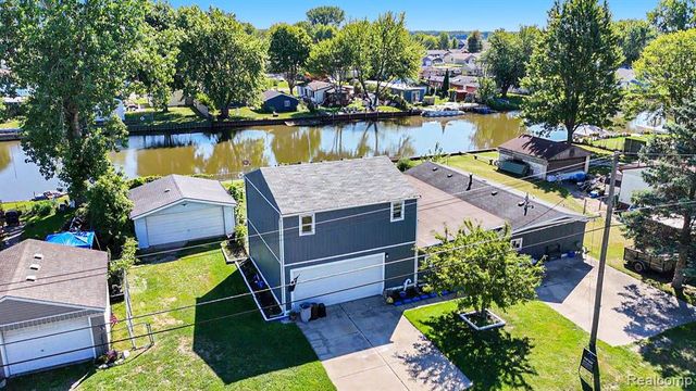 7434 Dyke Road, Clay, MI 48001