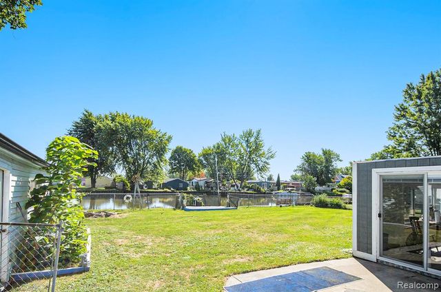 7434 Dyke Road, Clay, MI 48001