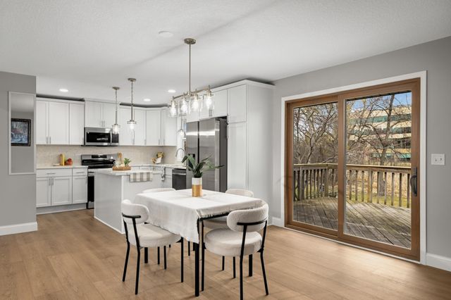 11004 Oak Knoll Terrace N, Hopkins, MN 55305