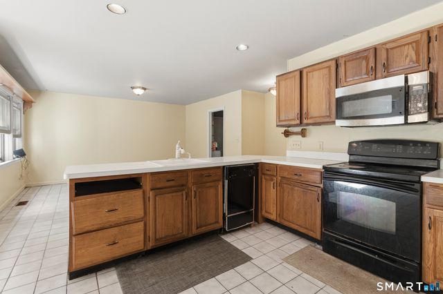 110 Moose Hill Road, Trumbull, CT 06611