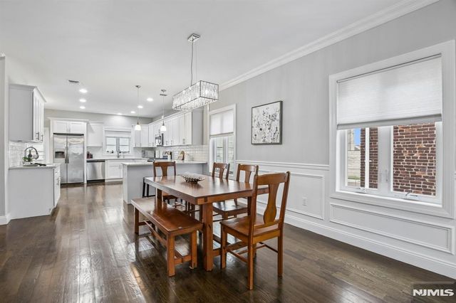 10 Glen Street, Cliffside Park, NJ 07010