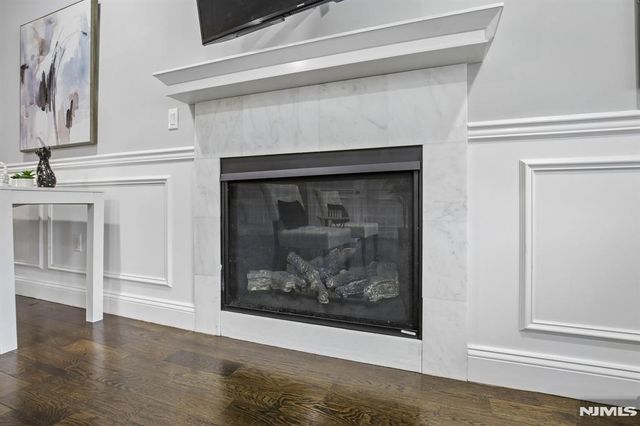 10 Glen Street, Cliffside Park, NJ 07010