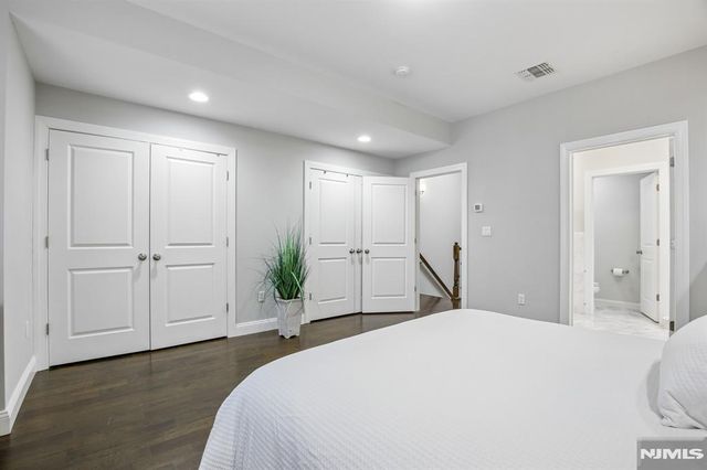 10 Glen Street, Cliffside Park, NJ 07010