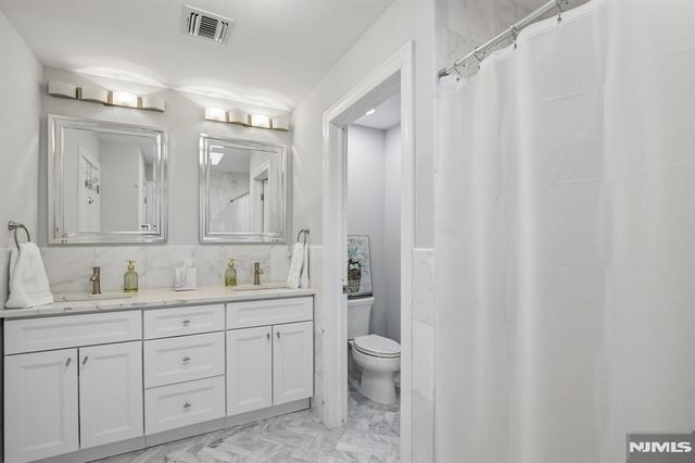 10 Glen Street, Cliffside Park, NJ 07010