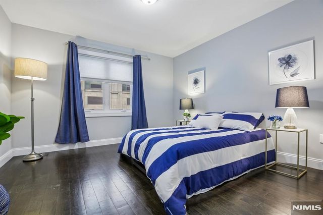 10 Glen Street, Cliffside Park, NJ 07010