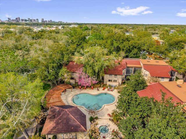 1313 LAKE WILLISARA CIRCLE 1313, Orlando, FL 32806