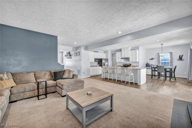 9216 Nash Lane, North Ridgeville, OH 44039