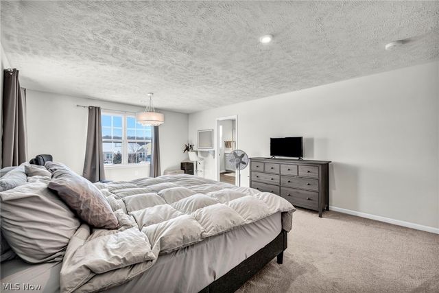 9216 Nash Lane, North Ridgeville, OH 44039