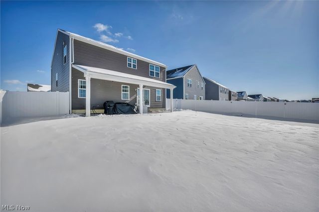 9216 Nash Lane, North Ridgeville, OH 44039