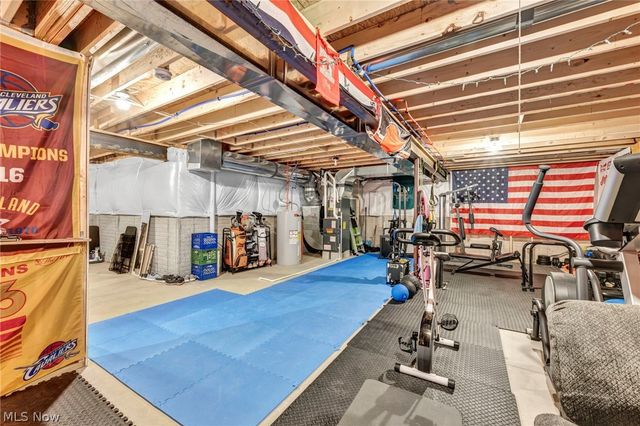 9216 Nash Lane, North Ridgeville, OH 44039