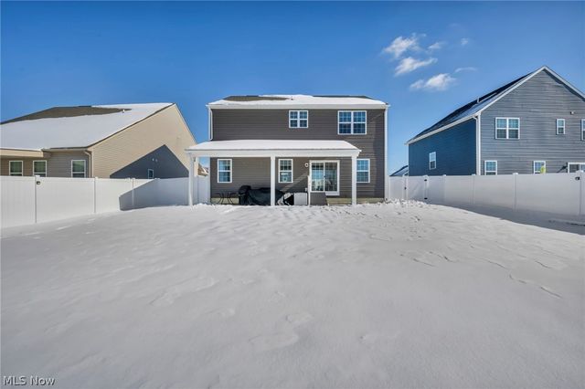 9216 Nash Lane, North Ridgeville, OH 44039