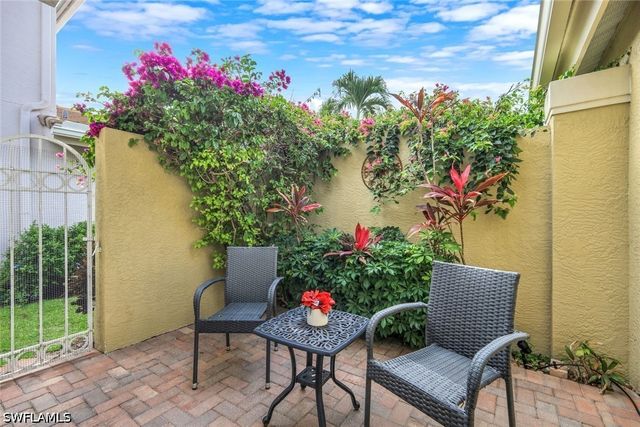 3033 Olde Cove WAY, Naples, FL 34119