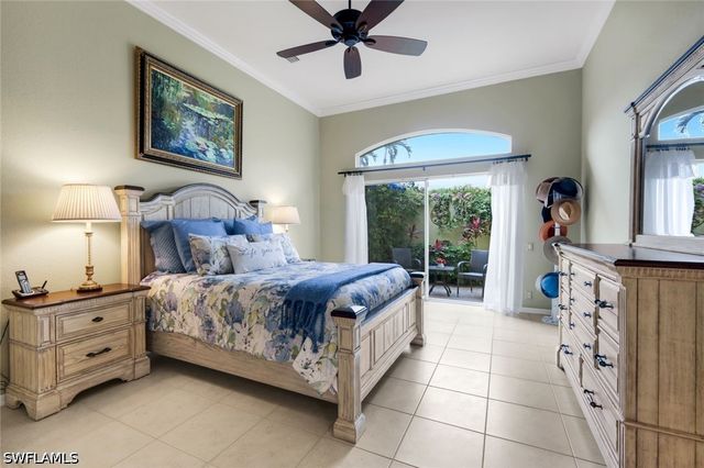 3033 Olde Cove WAY, Naples, FL 34119