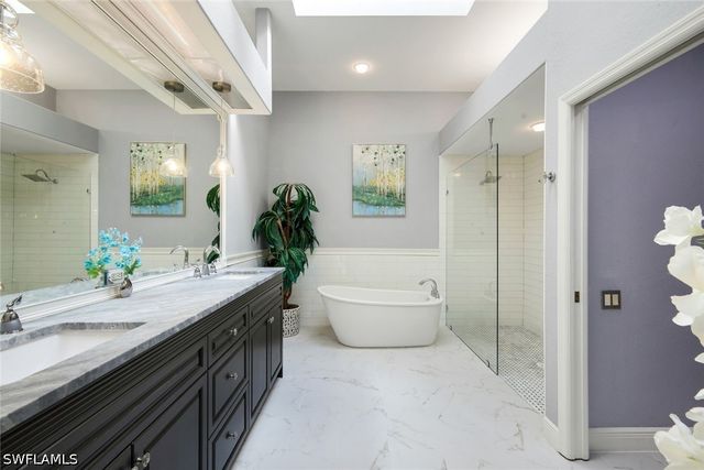 3033 Olde Cove WAY, Naples, FL 34119