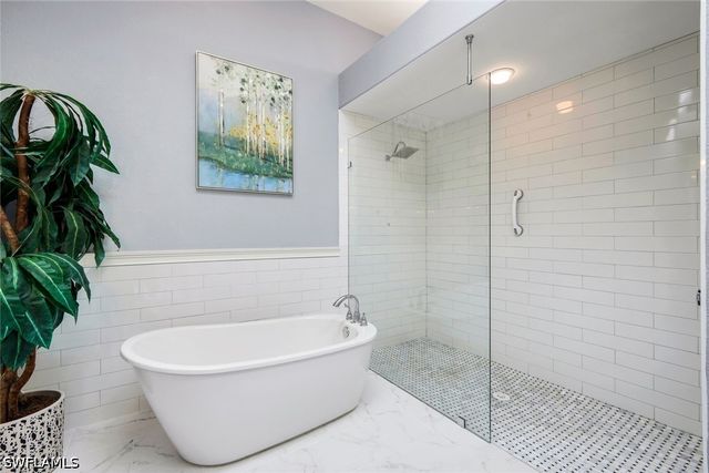 3033 Olde Cove WAY, Naples, FL 34119