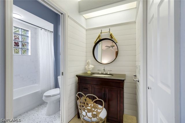 3033 Olde Cove WAY, Naples, FL 34119