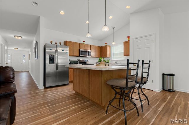 145 Brookview Way Drive, O'fallon, MO 63366