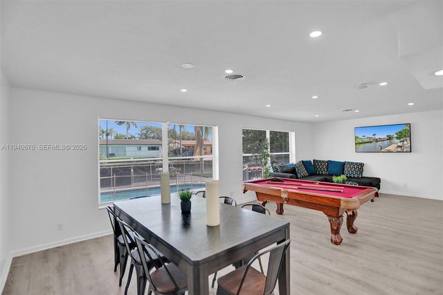 2827 Arthur Street, Hollywood, FL 33020
