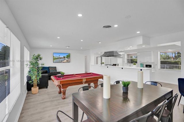 2827 Arthur Street, Hollywood, FL 33020