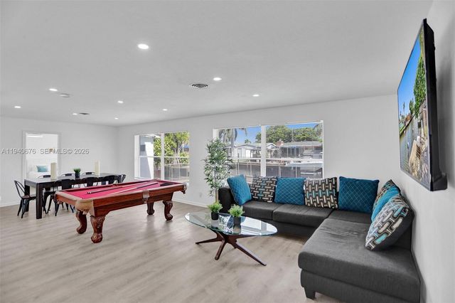 2827 Arthur Street, Hollywood, FL 33020