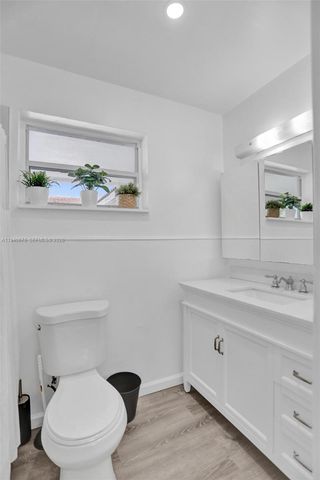 2827 Arthur Street, Hollywood, FL 33020