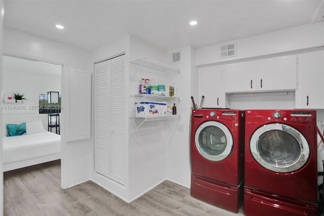 2827 Arthur Street, Hollywood, FL 33020