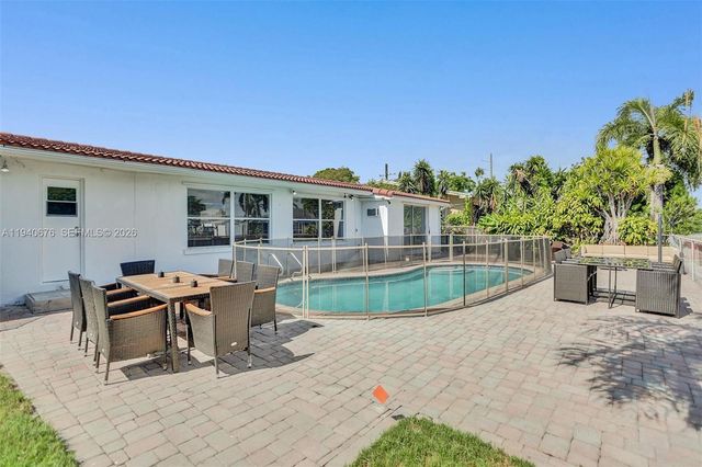 2827 Arthur Street, Hollywood, FL 33020