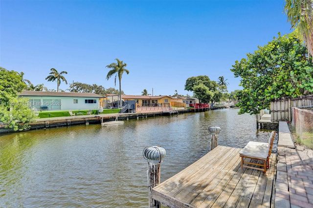 2827 Arthur Street, Hollywood, FL 33020