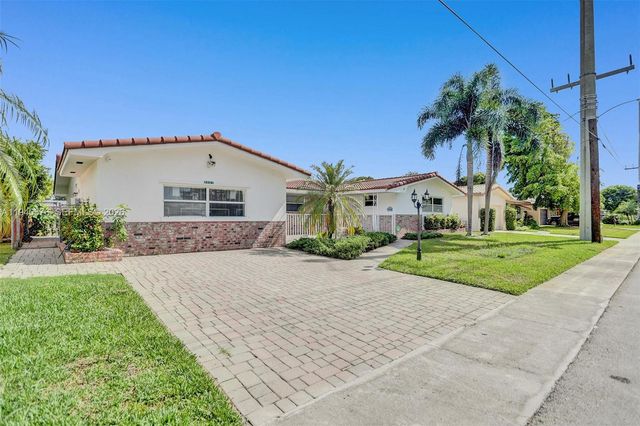 2827 Arthur Street, Hollywood, FL 33020