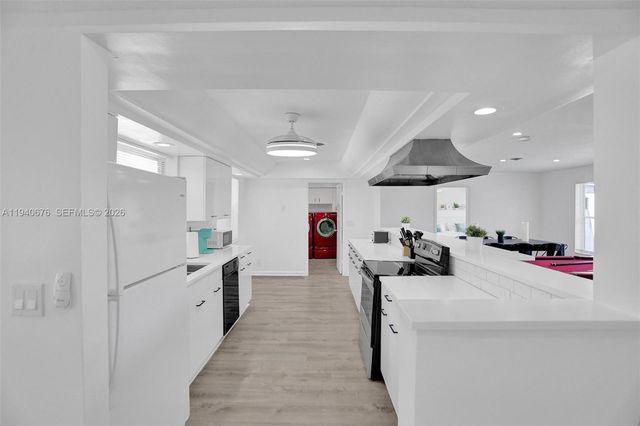 2827 Arthur Street, Hollywood, FL 33020