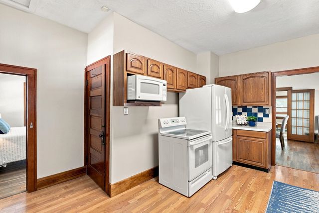 1607 N Fairview, Wichita, KS 67203