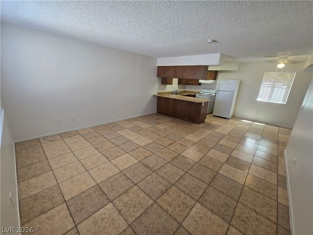 2209 North Jones Boulevard 2, Las Vegas, NV 89108