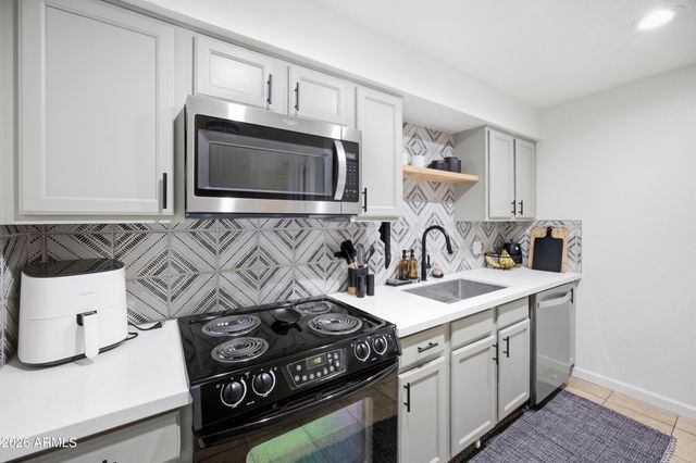3402 N 32nd Street 163, Phoenix, AZ 85018
