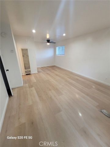 2500 Clyde Avenue, Los Angeles, CA 90016