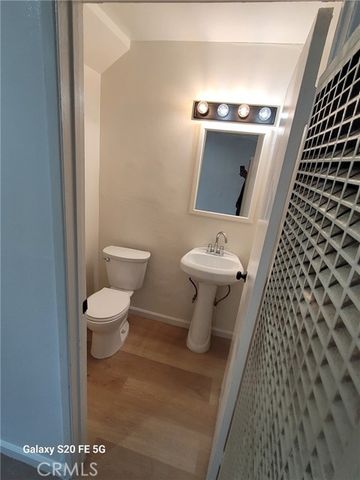 2500 Clyde Avenue, Los Angeles, CA 90016