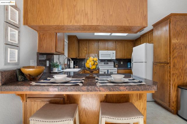 12080 Breckenridge, Groveland, CA 95321