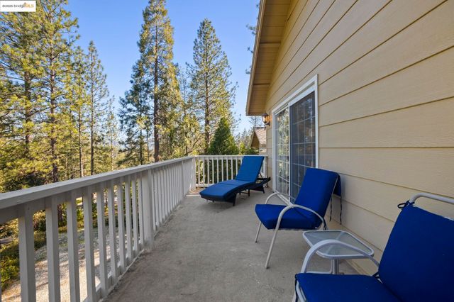 12080 Breckenridge, Groveland, CA 95321