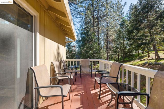 12080 Breckenridge, Groveland, CA 95321