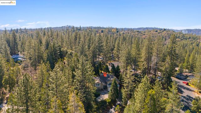 12080 Breckenridge, Groveland, CA 95321
