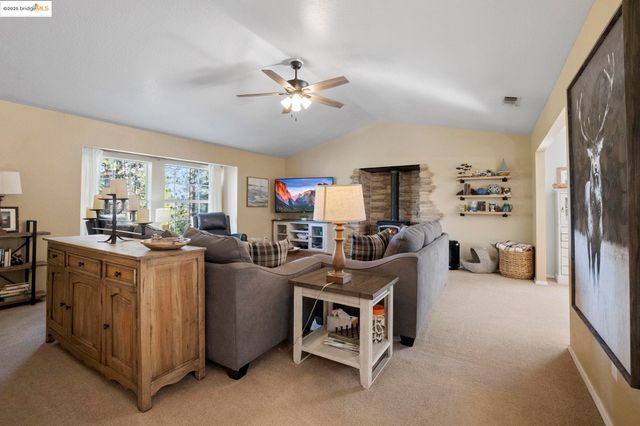 12080 Breckenridge, Groveland, CA 95321