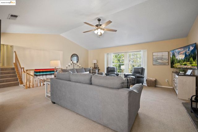 12080 Breckenridge, Groveland, CA 95321