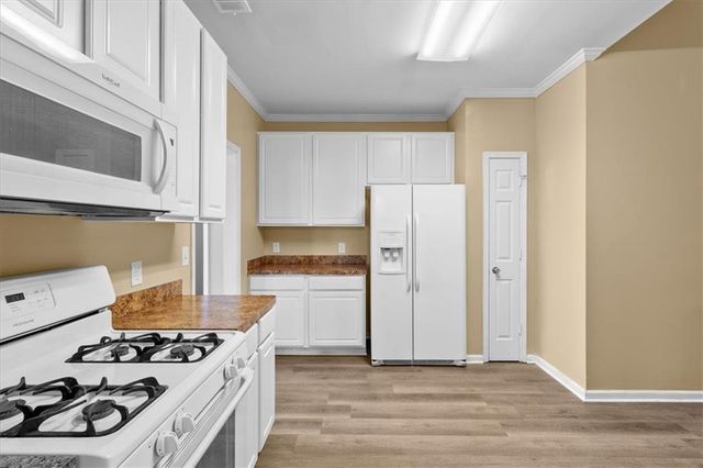 4575 Secret Cove Court, Sugar Hill, GA 30518