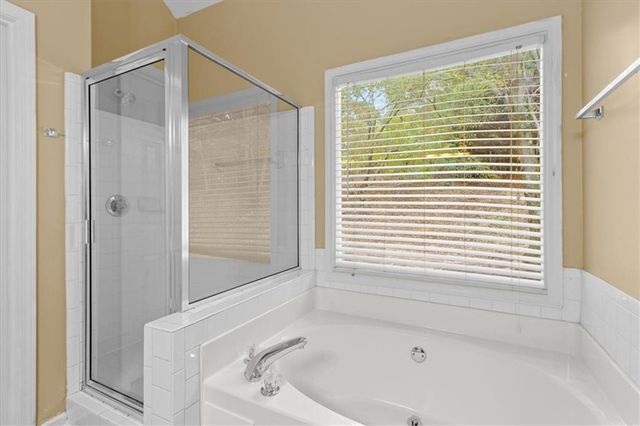 4575 Secret Cove Court, Sugar Hill, GA 30518