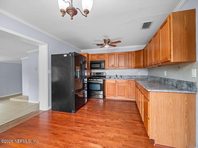 6840 LONDON BRIDGE Lane, Jacksonville, FL 32210