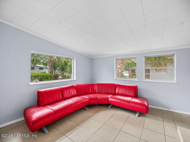 6840 LONDON BRIDGE Lane, Jacksonville, FL 32210